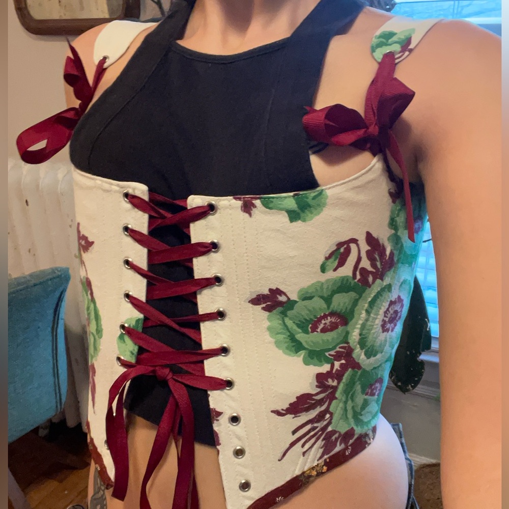 Reversible one-of-a-kind corset